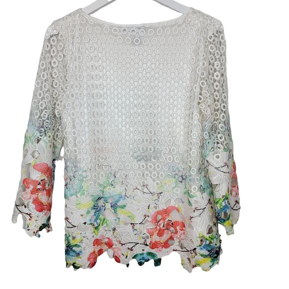 DAMEE INC. White, Pink, Green Crochet Floral Boatneck Layered Tunic - Size S - Picture 4 of 6